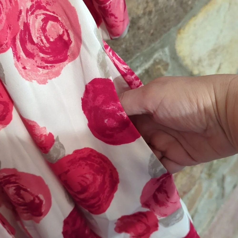 Kate Spade Dream a Little Dream Bella Rose short length robe